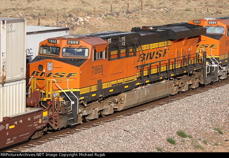 BNSF 7868